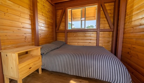 Basic Cabin, Multiple Beds, Shared Bathroom, River View (Forest)