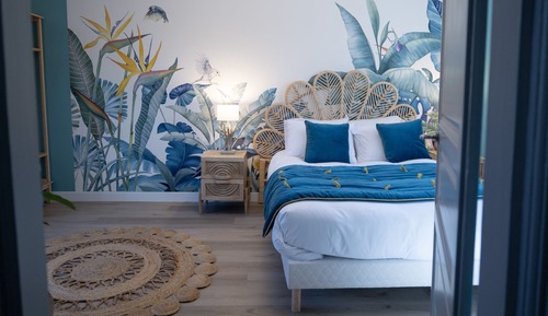 City Apartment, Accessible, Private Bathroom (Le Corail)