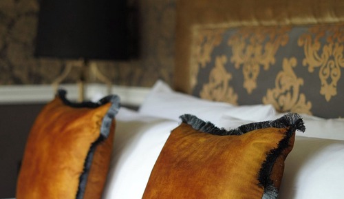 Deluxe Double Room, Courtyard View