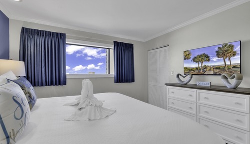 Signature Condo, 1 Bedroom, Balcony, City View