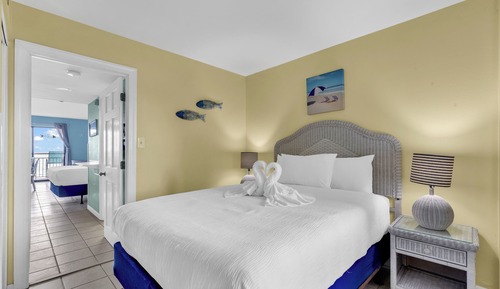 Signature Condo, 1 Bedroom, Balcony, Ocean View