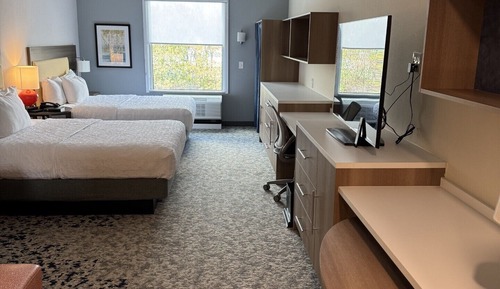 Studio Suite, 1 King Bed, Accessible