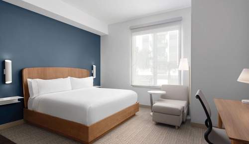 Standard Room, 1 King Bed