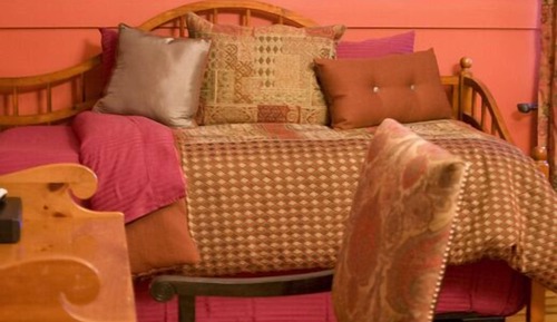 Double Room (Queen)