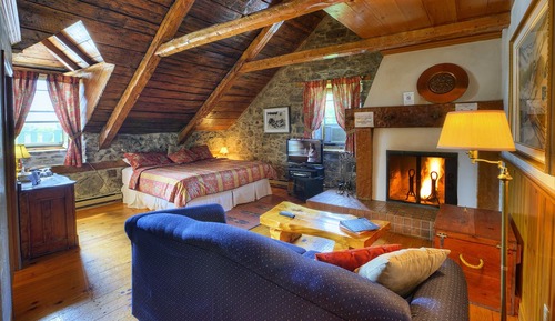 Standard Room, 1 King Bed with Sofa bed, Fireplace