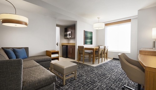 Suite, 1 King Bed