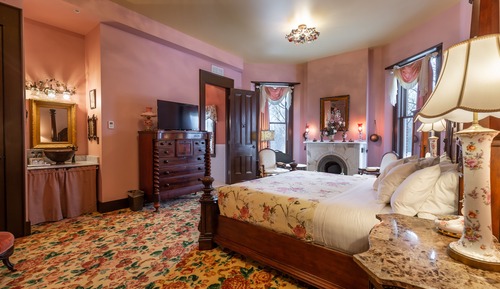 Luxury Single Room