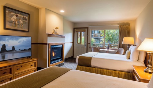Classic Room, 2 Queen Beds (1st Floor, Pet-friendly with fee)