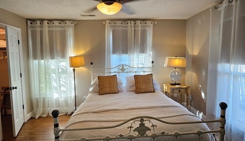 Room, 1 Queen Bed
