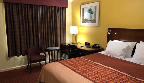 Standard Room, 1 King Bed, Non Smoking