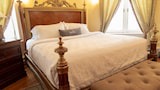 Deluxe Room, 1 King Bed