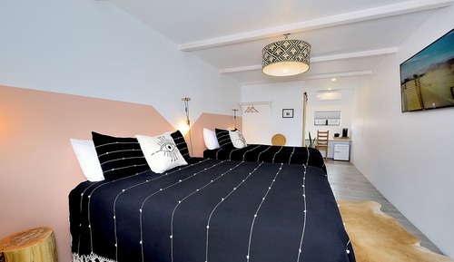 Design Room, 2 Queen Beds
