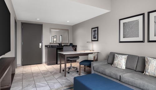 Suite, 2 Queen Beds, Non Smoking