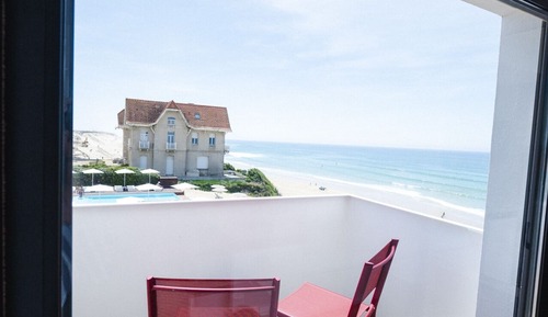 Standard Room, Balcony (ou baie vitrée)