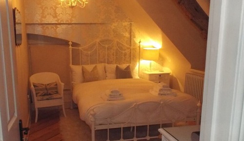 Double Room, Shared Bathroom ( Shower Only (Holt))