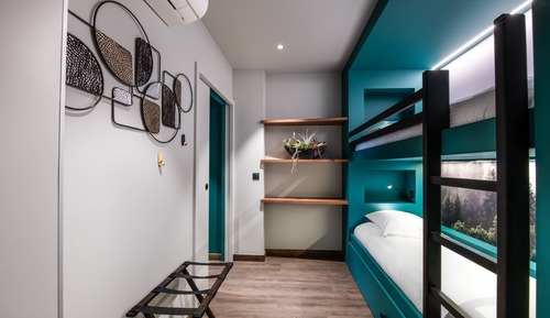 Premium Quadruple Room