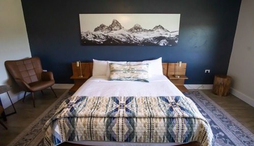 Grand Room, 1 King Bed