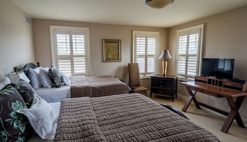 Suite, 2 Queen Beds, Non Smoking, Pets Not Allowed (Courtyard)