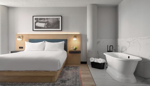 Executive Room, 1 King Bed, Bay View