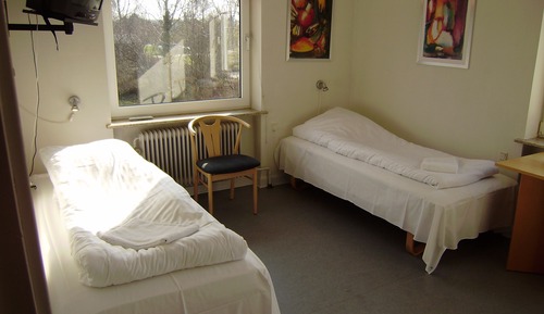 Economy Room, Shared Bathroom