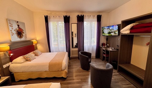 Standard Twin Room
