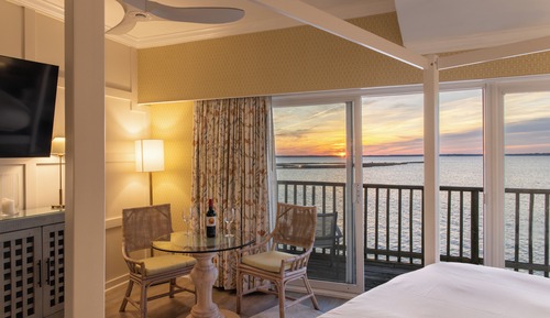 Design Room, 1 King Bed