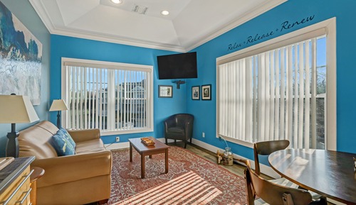 Lawn Side, Second Floor