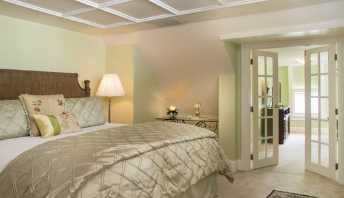Suite, Refrigerator & Microwave