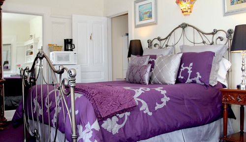 Lilac Room (Pets Not Allowed)