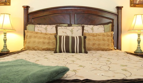 Hideaway Suite (Pets Not Allowed)