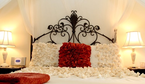 Monarch Grove Room (Pets Not Allowed)