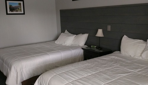 Queen and Double 209