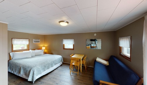 Standard Studio, 1 King Bed, Lake View (Cottage 10 or 11)