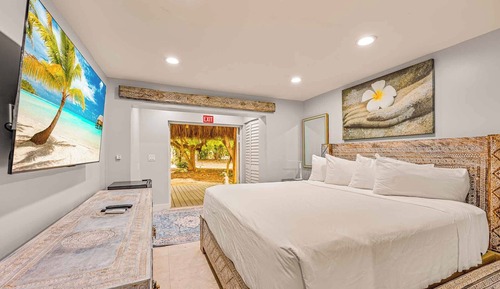 Bali Room
