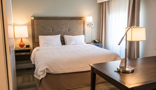 Room, 1 King Bed, Accessible (Mobility & Hearing, Roll-in Shower)