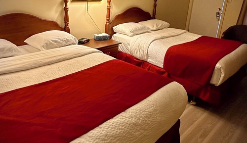 Standard Room with 2 Double Beds, Lake View