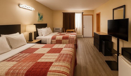 Classic Room, 2 Double Beds, Non Smoking