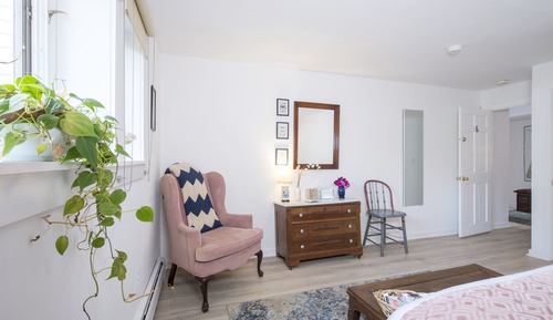 The Rose Room, 1 Queen Bed