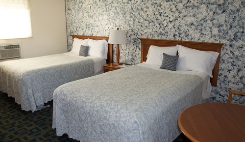 Standard Room, 2 Double Beds, Non Smoking, Mountain View
