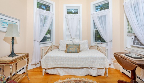 Hydrangea Suite, 2 rooms