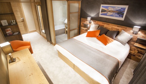 Family Suite, slopes view (Duplex with free Pool access)