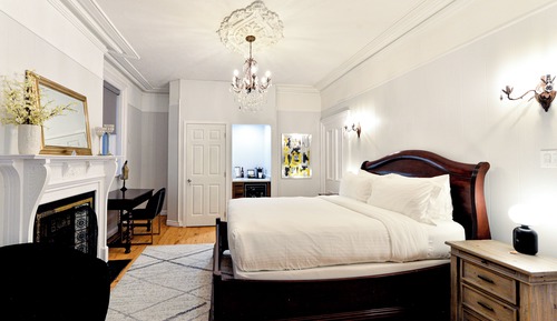 Deluxe Double Room, 1 Queen Bed, Private Bathroom