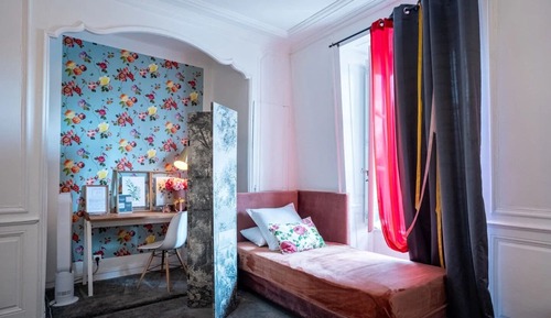 Deluxe Triple Room, City View