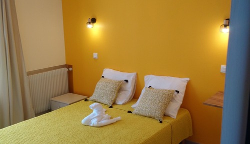 Classic Single Room, Garden View