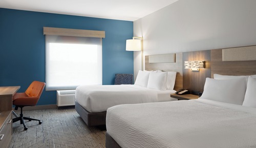 Standard Room, 2 Queen Beds, Accessible Bathtub (Accessible Tub)