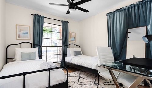 House, Multiple Beds, Non Smoking