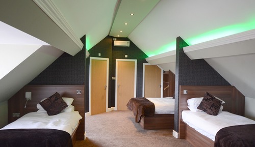 Executive Suite, Ensuite