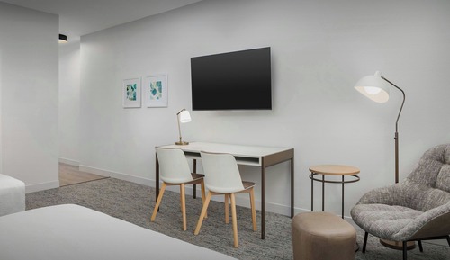 Studio Suite, 2 Queen Beds (Hearing Accessible)