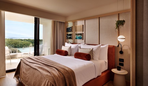 V Level Suite for 2+2 Seaview