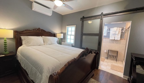 Basic Double Room, Non Smoking, Private Bathroom